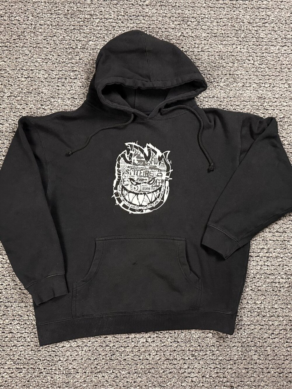 Vintage Y2K Spitfire Flaming Demon Logo Pullover Hoodie Adult Large Baggy Skater